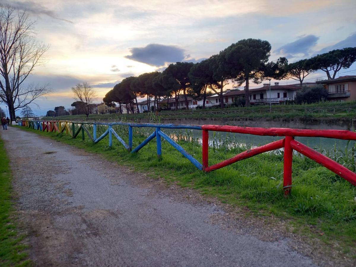 Bilocale Climatizzato A 850M Dalla Spiaggia Casa Katia Marina di Massa Exteriör bild
